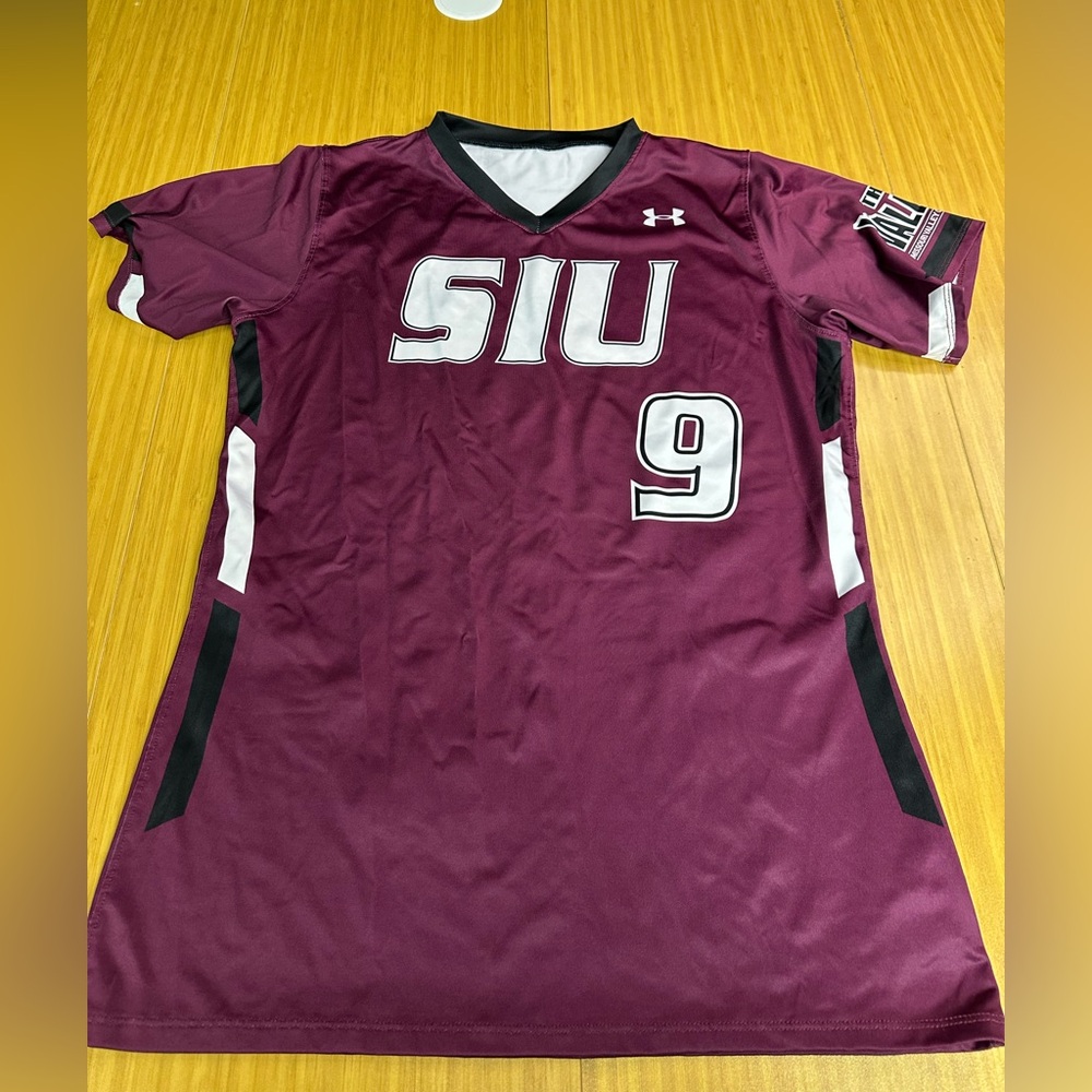 Under Armour Authentic Game Used Southern Illinois Salukis Jersey Small #9